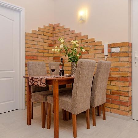 Illes Apartmanok Ii. Hajdúszoboszló Εξωτερικό φωτογραφία