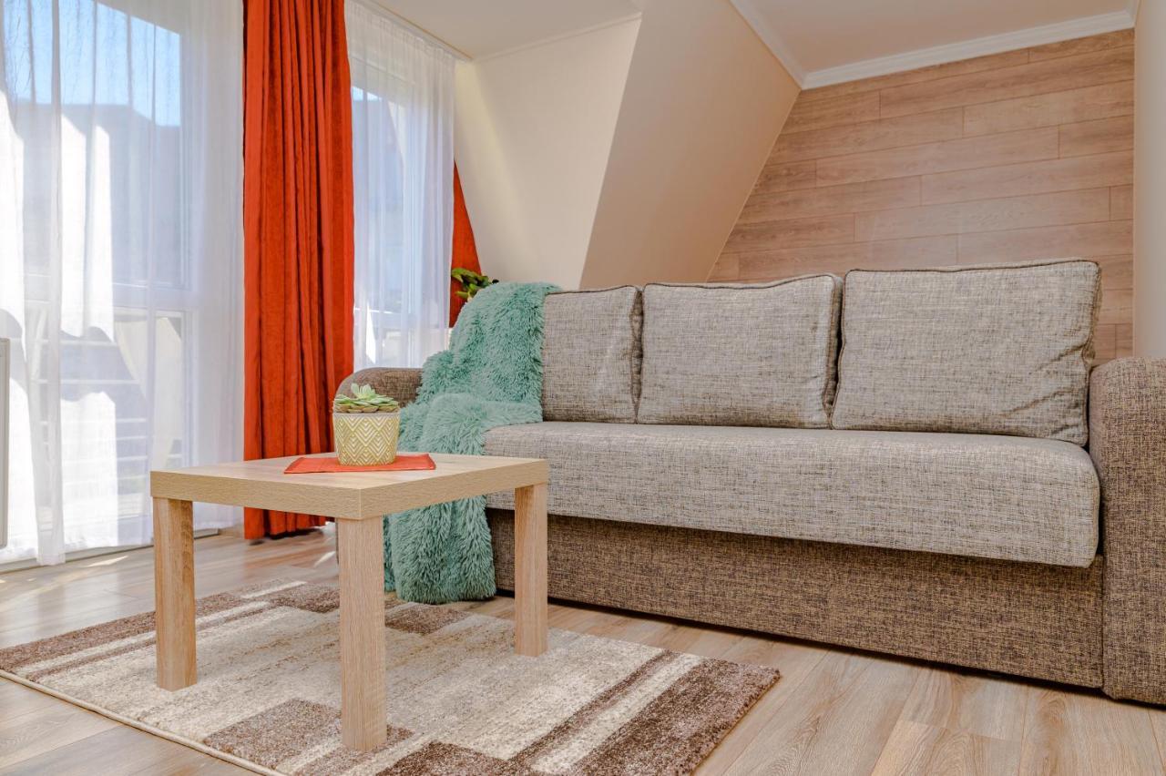 Illes Apartmanok Ii. Hajdúszoboszló Εξωτερικό φωτογραφία