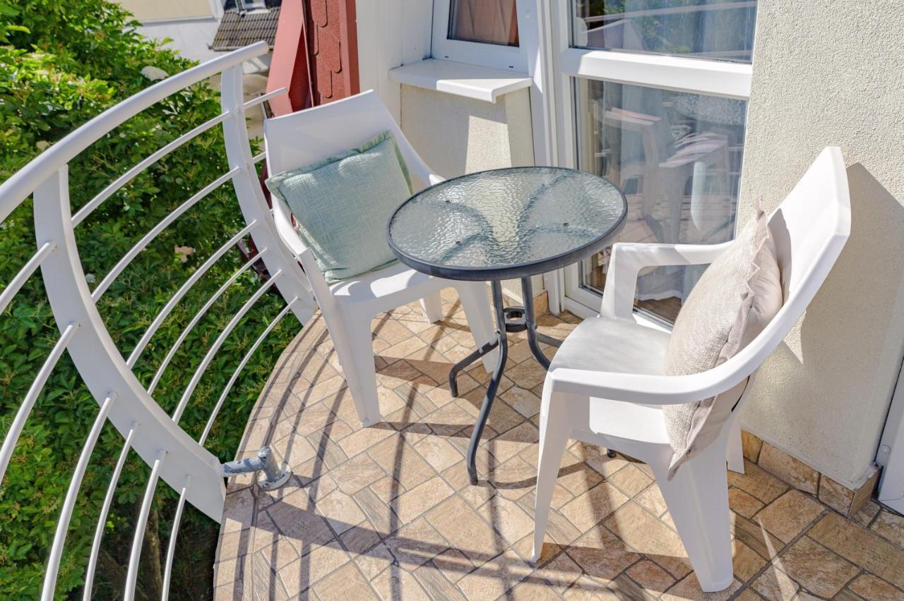 Illes Apartmanok Ii. Hajdúszoboszló Εξωτερικό φωτογραφία