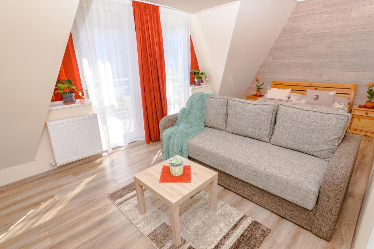 Illes Apartmanok Ii. Hajdúszoboszló Εξωτερικό φωτογραφία